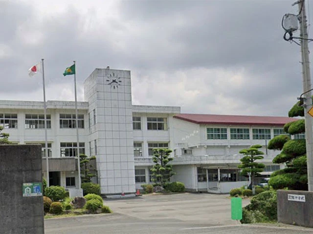 学校全景